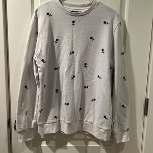 Forever 21 Men’s White Sweater w/ Rose Design Med